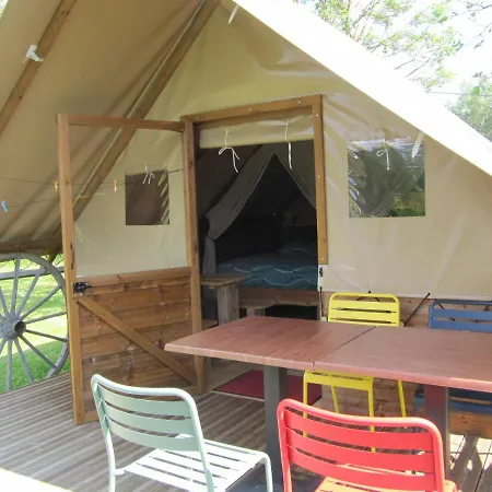 Les Cabanes De L'ouest Camping Chavaniac-Lafayette